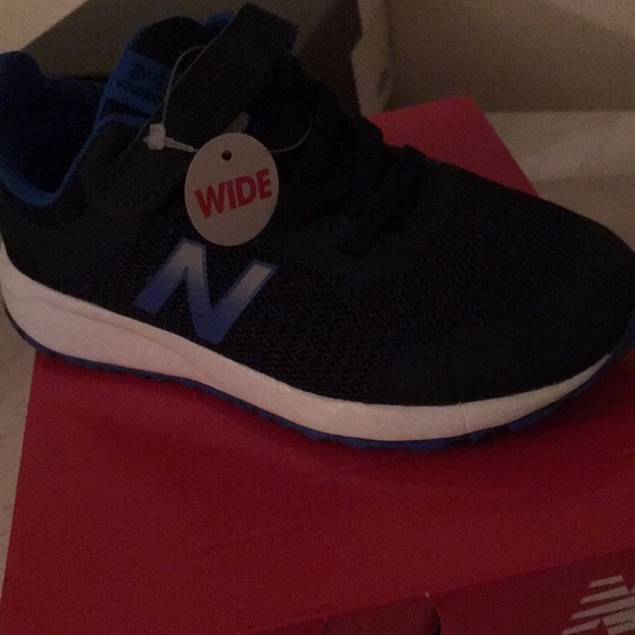 Shoes - Picture 2 of 3